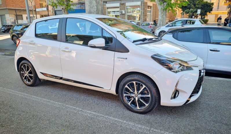 Toyota Yaris 1.5 HYBRID UNIPRO’ TAGLIANDI EURO 6 full