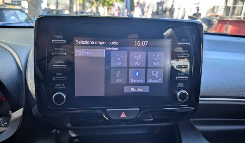 Toyota Yaris 1.5 HYBRID UNIPRO’ TAGLIANDI E6 full
